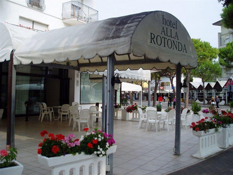 Hotel Alla Rotonda Lido di Jesolo Exterior photo